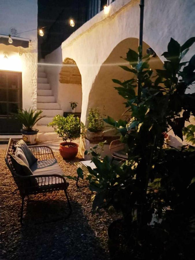 Bed and Breakfast La Cachette Aigues-Vives  Exteriér fotografie
