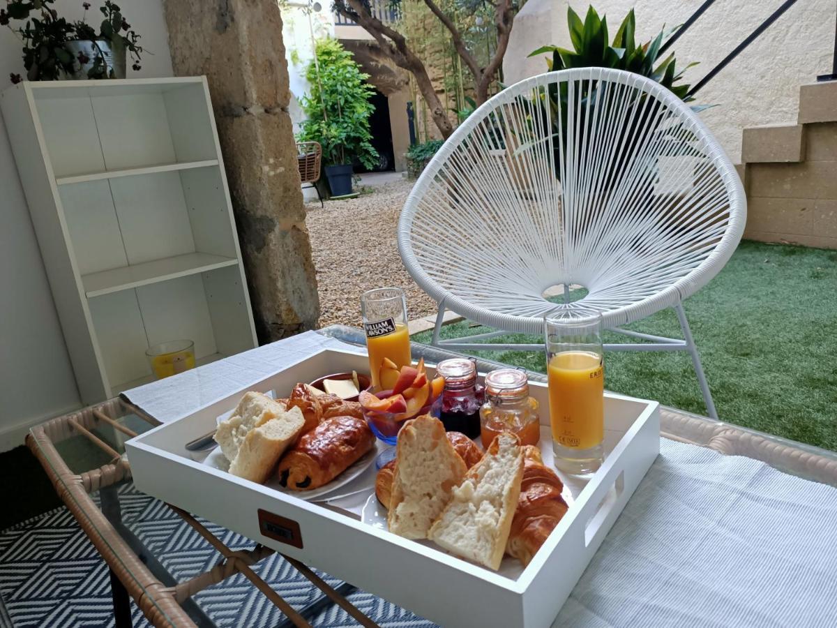 Bed and Breakfast La Cachette Aigues-Vives  Exteriér fotografie