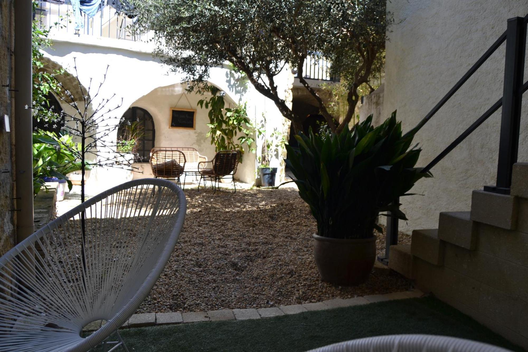 Bed and Breakfast La Cachette Aigues-Vives  Exteriér fotografie